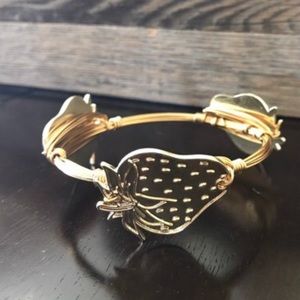Strawberry Gold Wired Bracelet